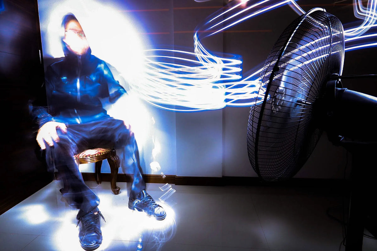 Autorretrato — CLACHECO light painting