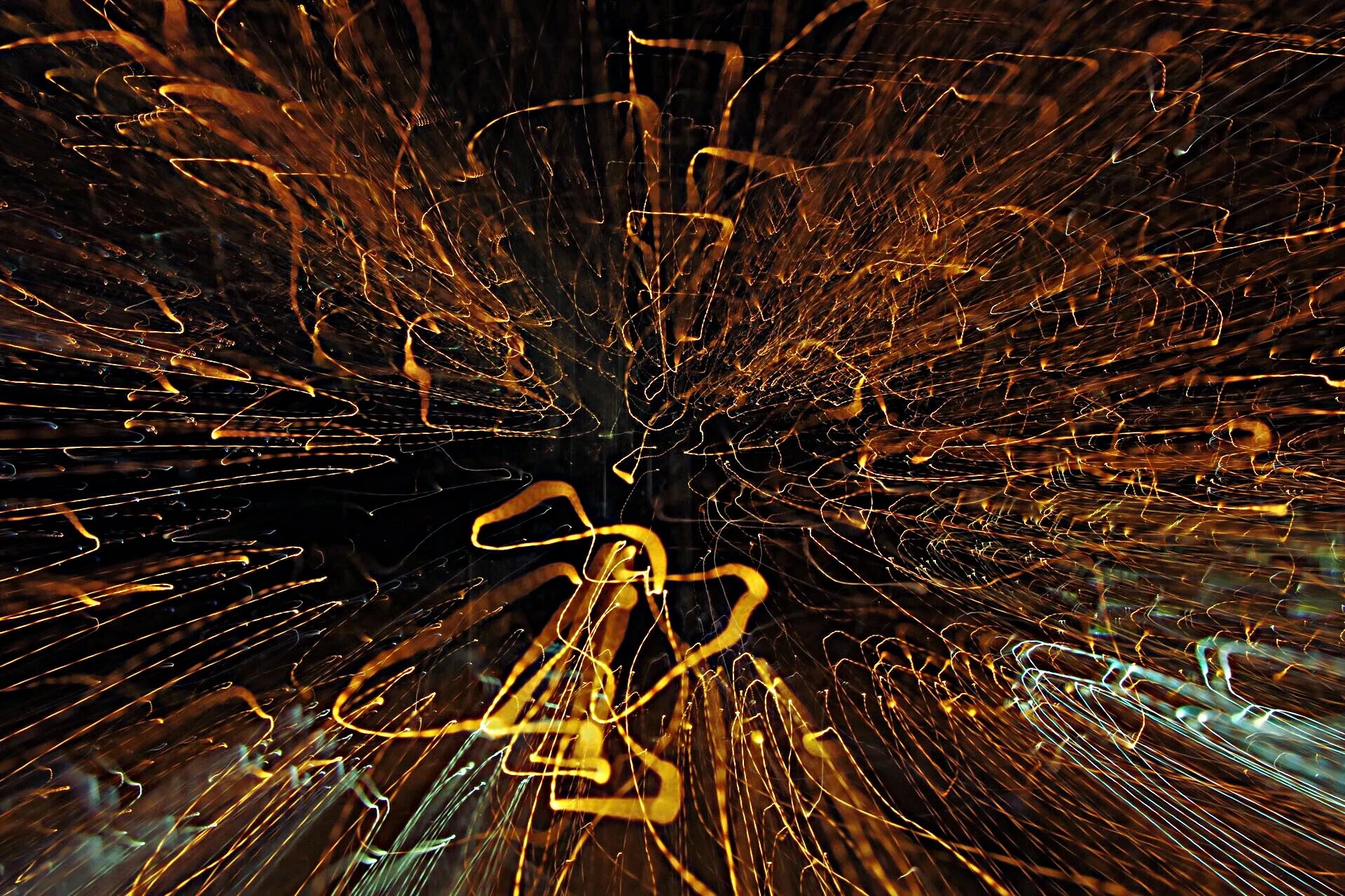 Curly — CLACHECO light painting